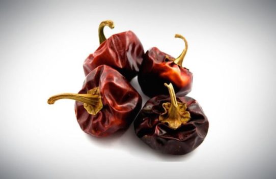 Cookery School: HOW-TO make fresh sweet smoked paprika from dried Ñora peppers